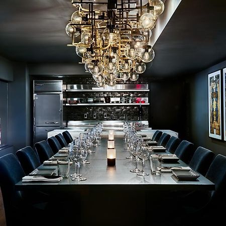 Detroit Foundation Hotel Bagian luar foto