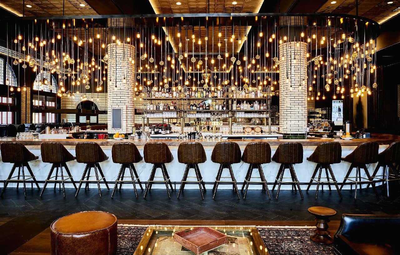 Detroit Foundation Hotel Bagian luar foto