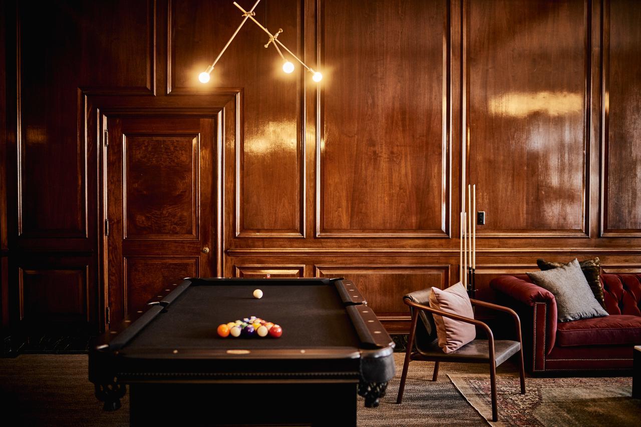 Detroit Foundation Hotel Bagian luar foto