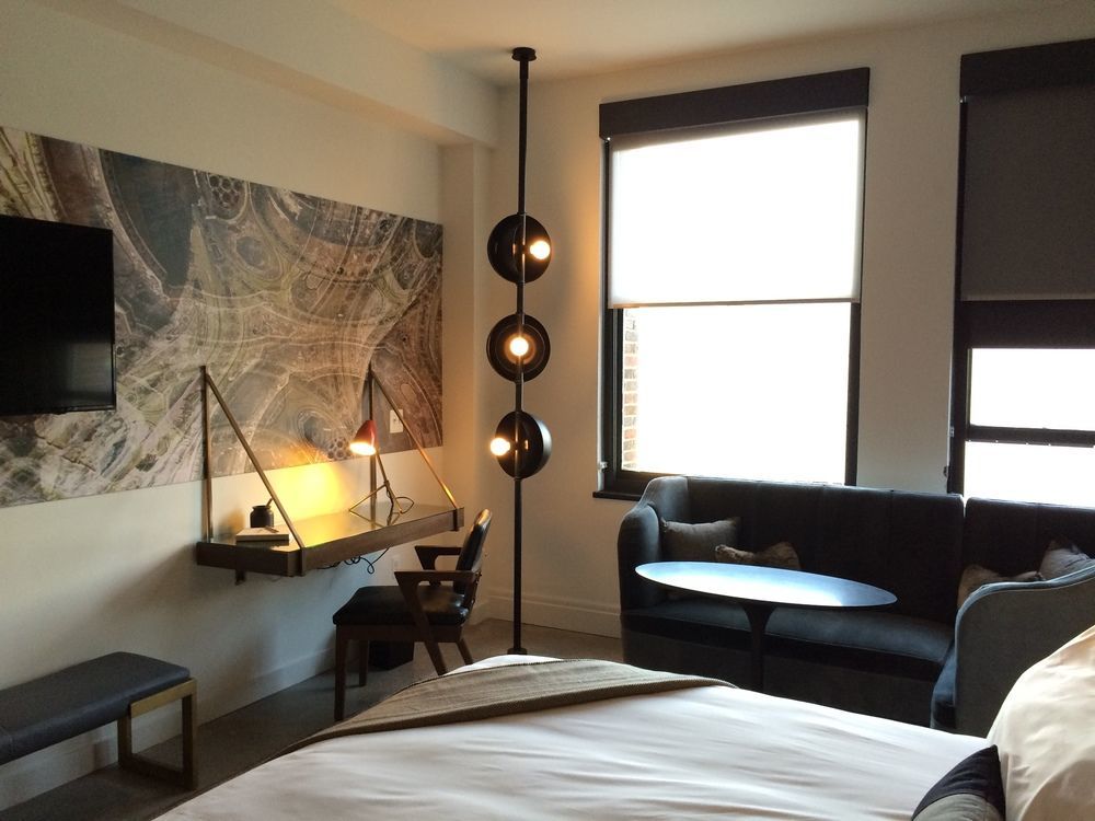 Detroit Foundation Hotel Bagian luar foto