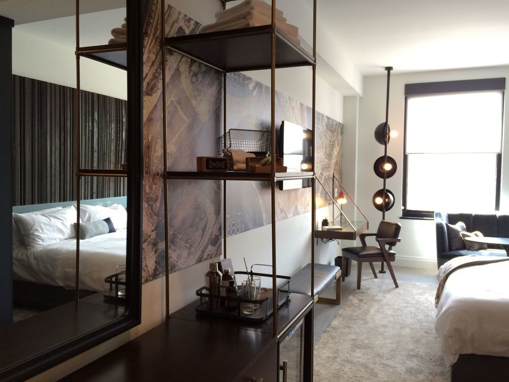 Detroit Foundation Hotel Bagian luar foto